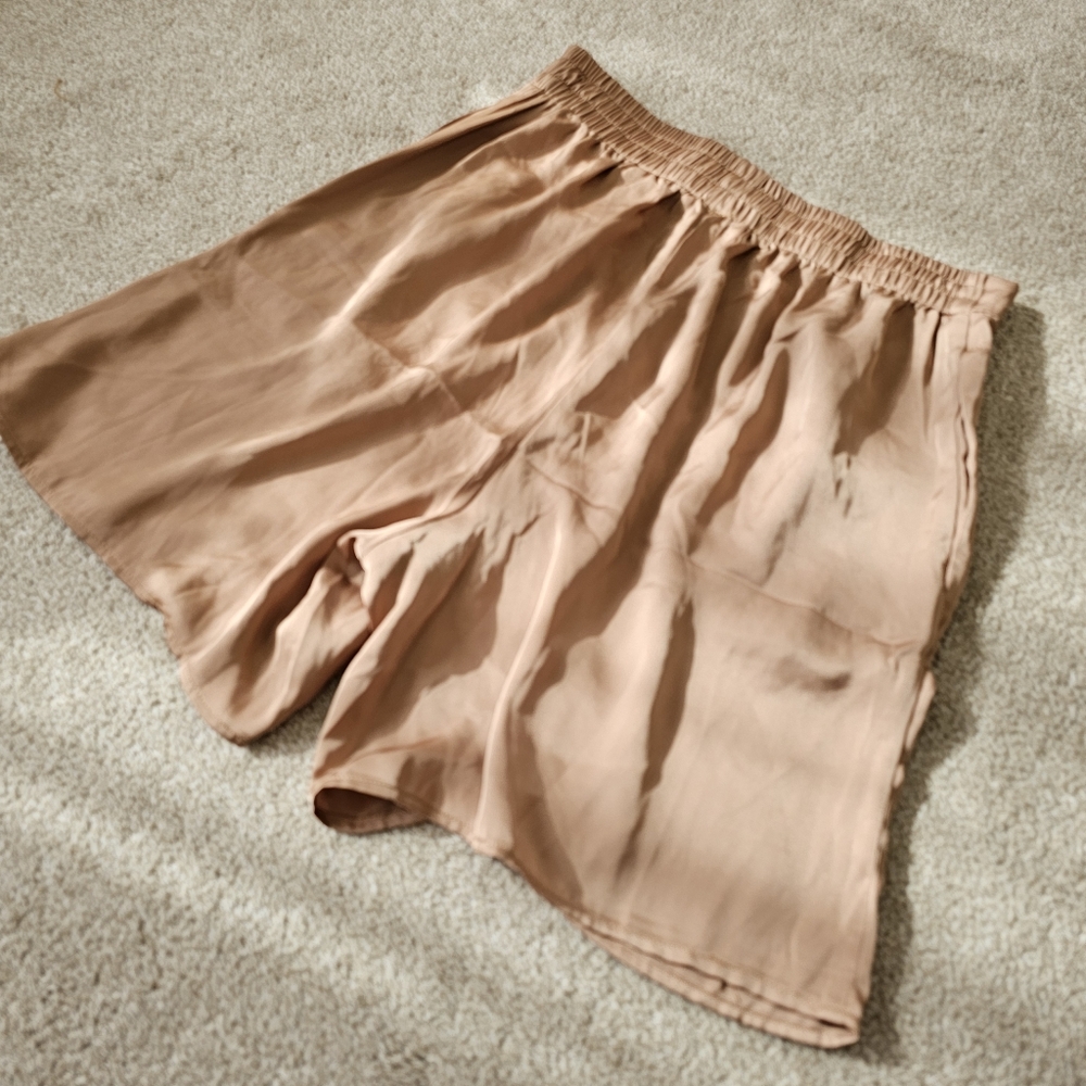 Women's Tan Shorts Small